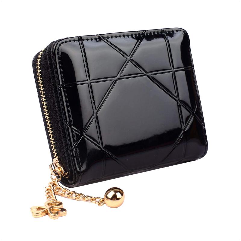 CHANEL BLACK PATENT LEATHER QUILTED ZIP AROUND COIN PURSE